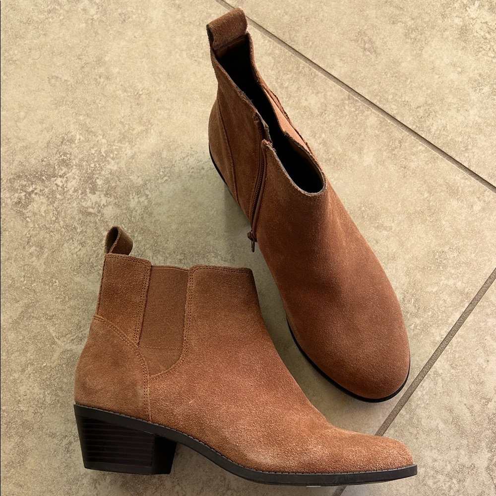 🆕 Vionic Water-Repellent Suede Ankle Boots - Roseland Size 8